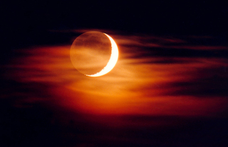The Old Moon in the New Moon's Arms
