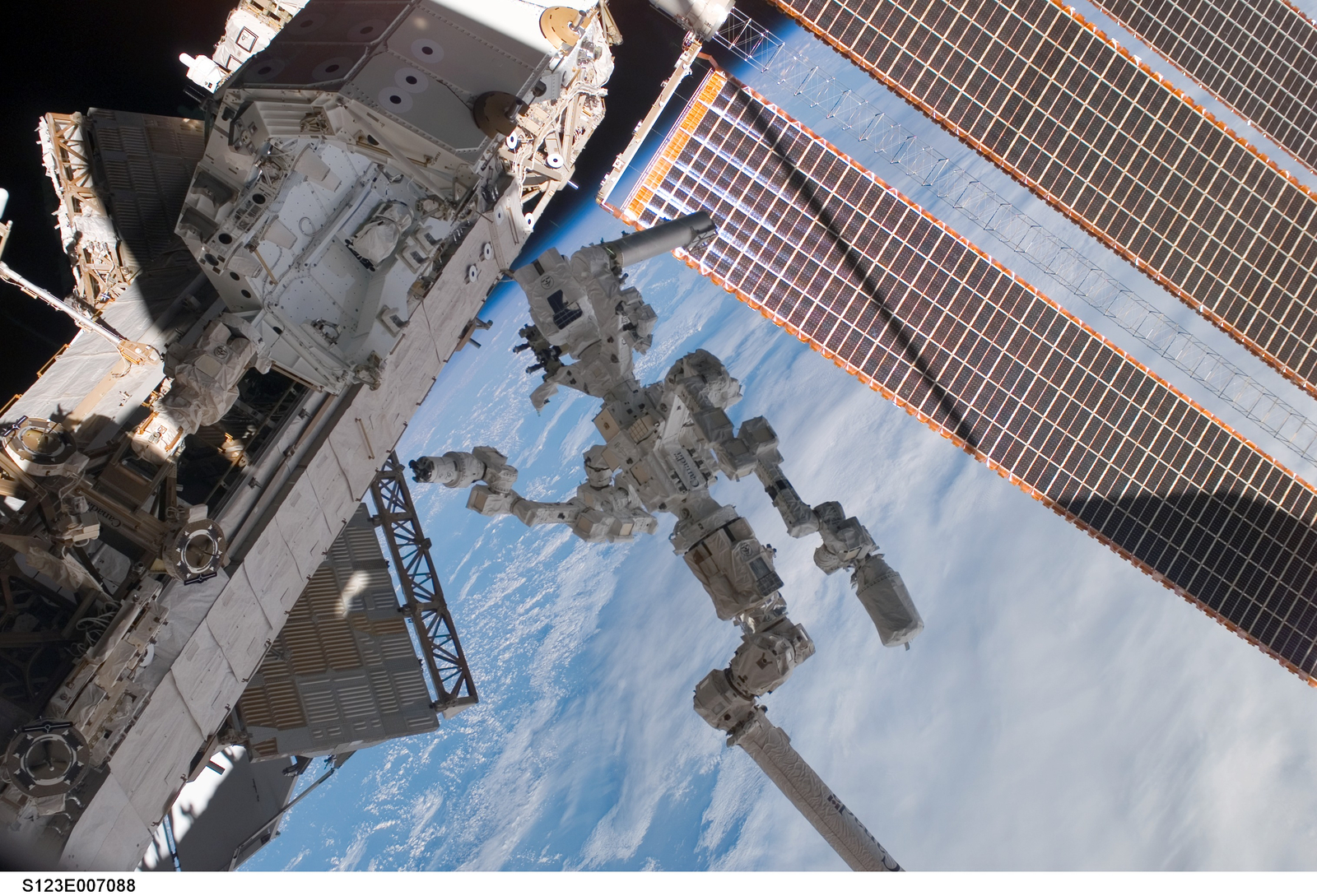 New Space Station Robot Asks to be Called “Dextre the Magnificent”