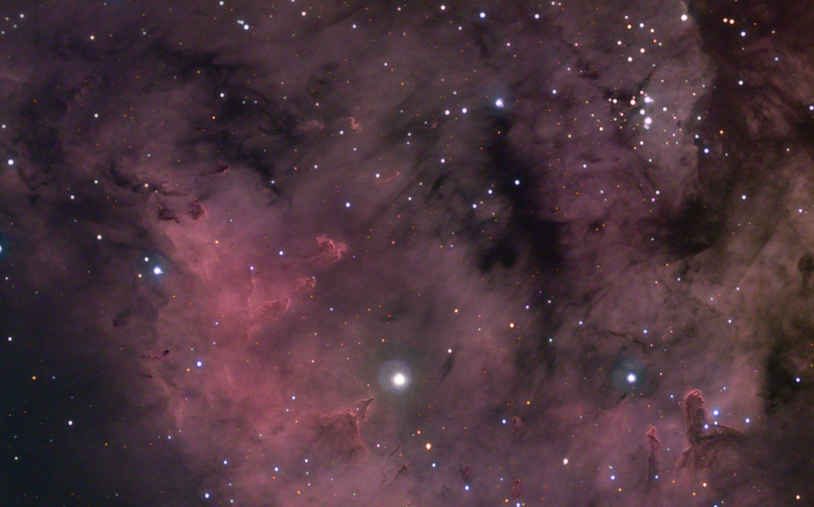 The Star Pillars of Sharpless 171
