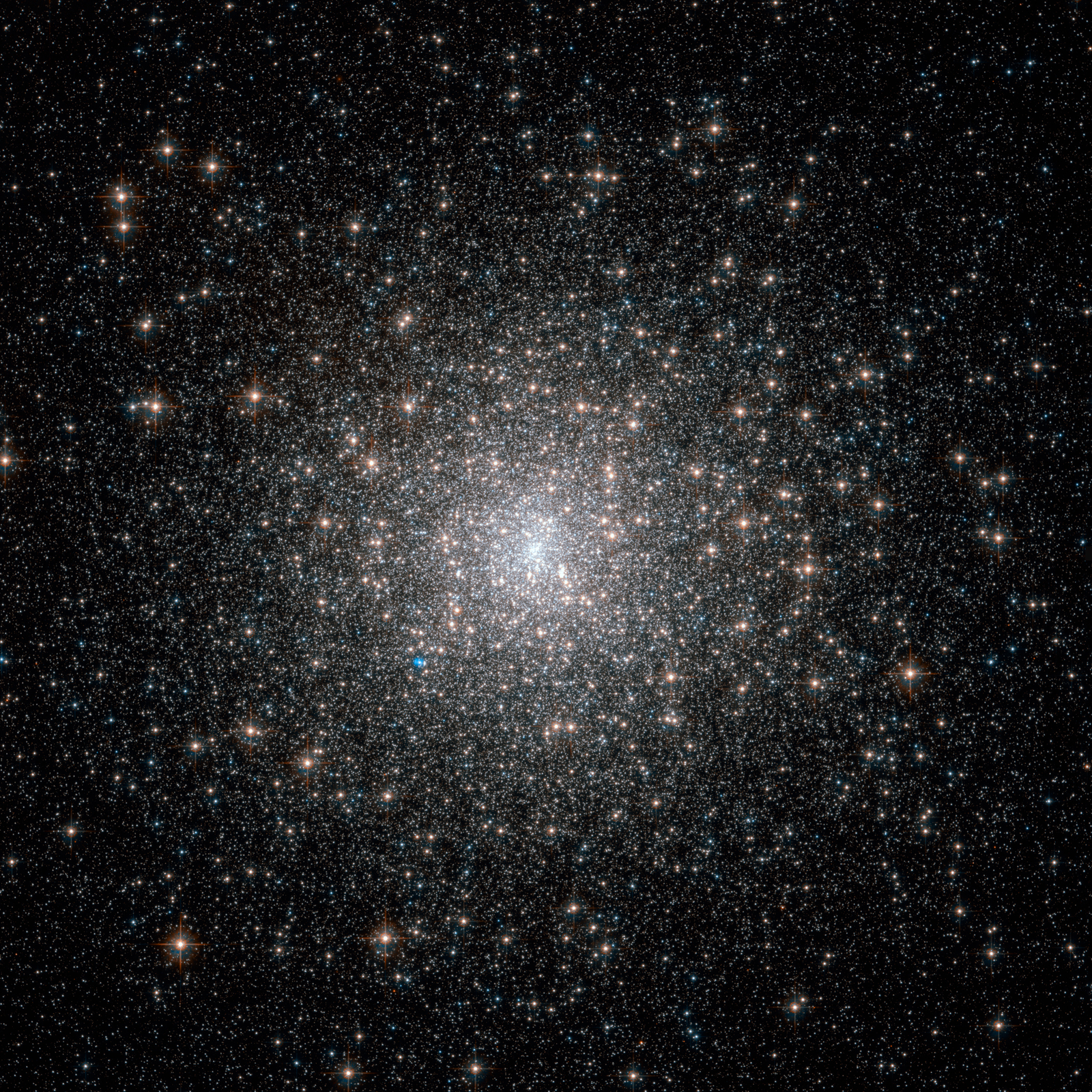 Globular Cluster M15 from Hubble