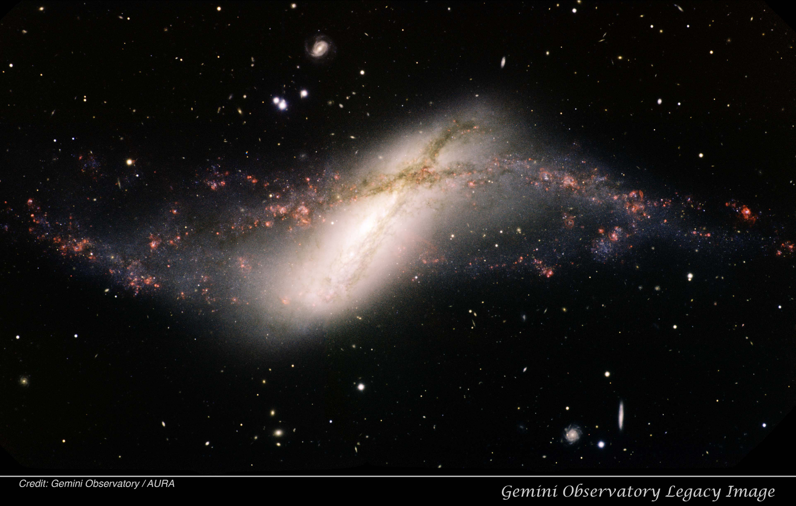 Polar Ring Galaxy NGC 660