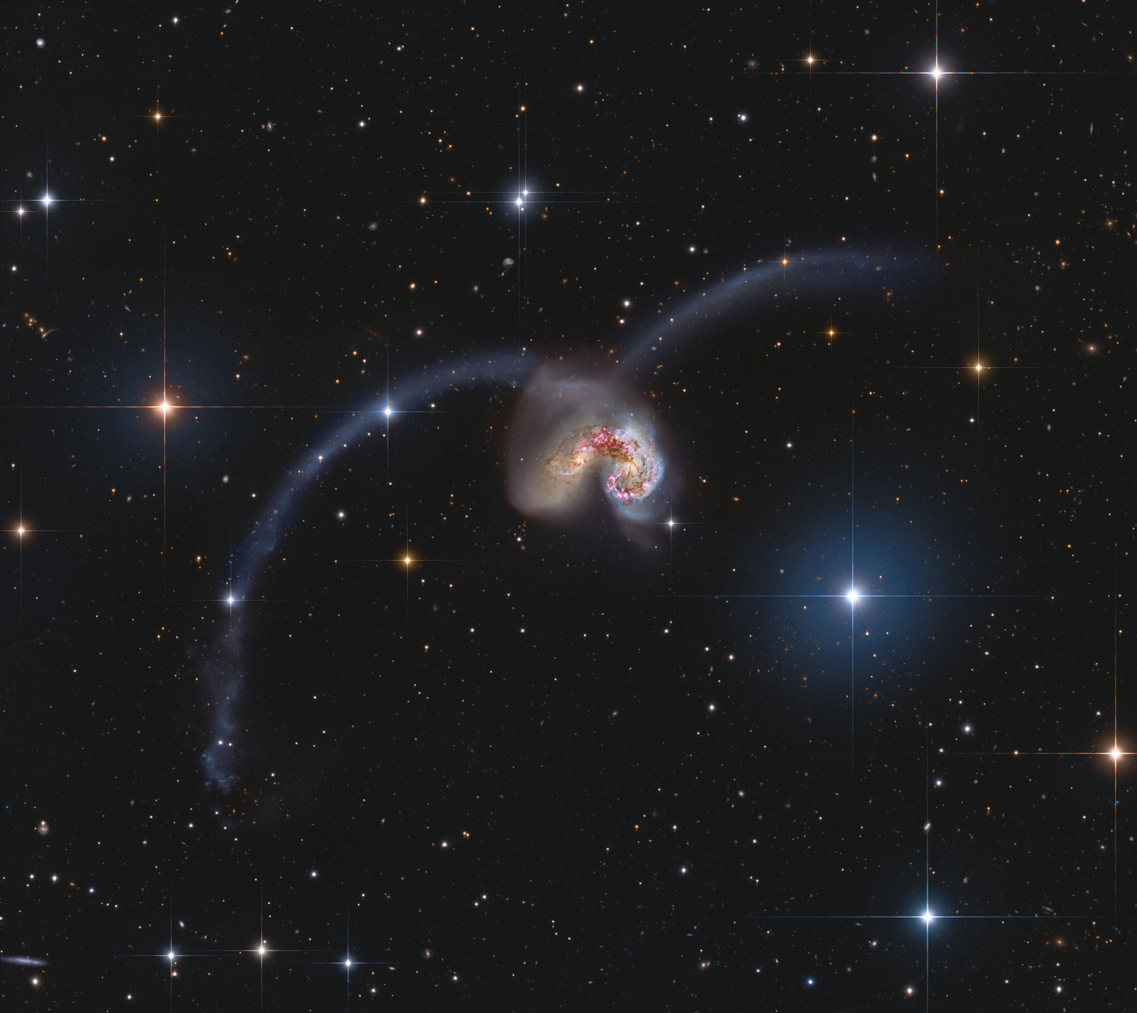 Exploring the Antennae