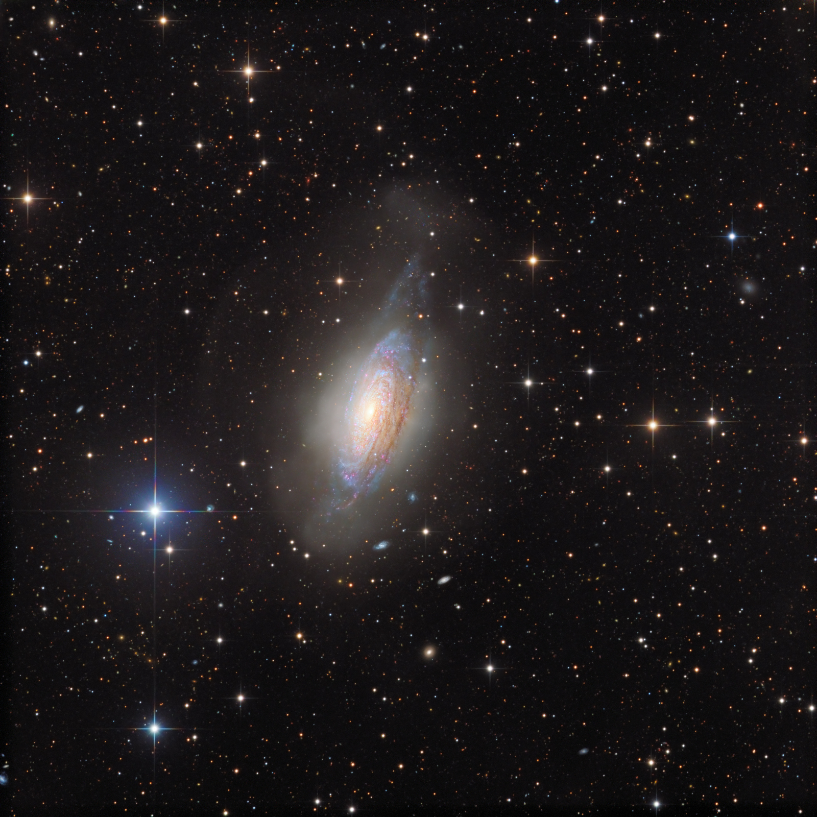 NGC 3521: Galaxy in a Bubble