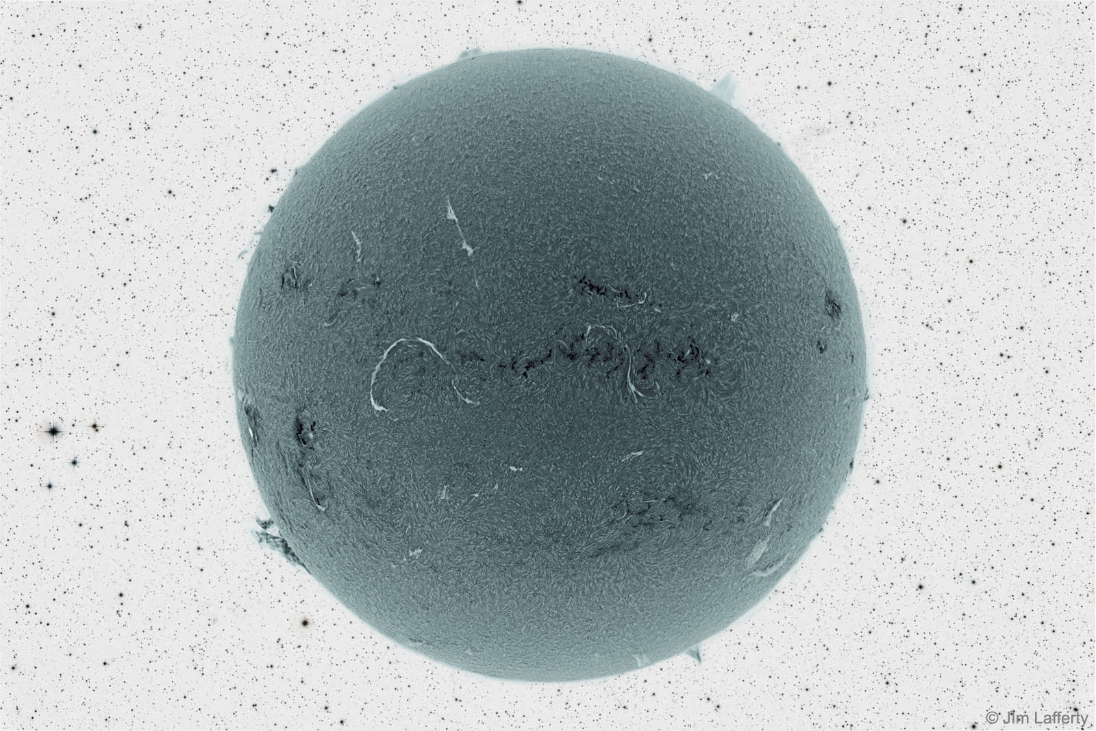 Dark Ball in Inverted Starfield