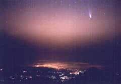 Preview of Hale-Bopp Brightest Comet This Century