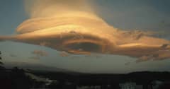 Preview of A Lenticular Cloud Over Hawai'i