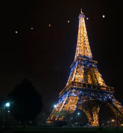 Preview of Eiffel Moon
