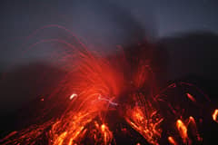 Preview of Sakurajima Volcano with Lightning
