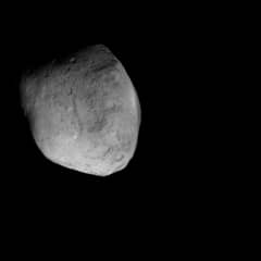 Preview of Comet Tempel 1 from Stardust-NeXT Spacecraft