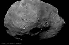 Preview of Phobos' South Pole from Mars Express