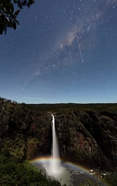 Preview of Meteor and Moonbow over Wallaman Falls