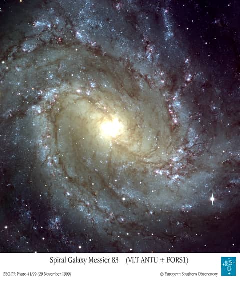 M83: The Southern Pinwheel Galaxy from VLT