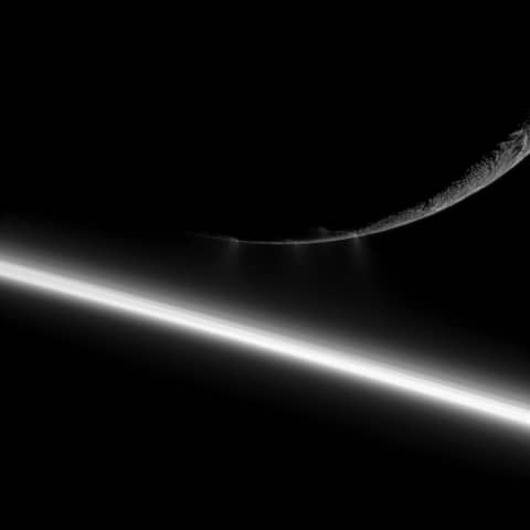 Enceladus Looms