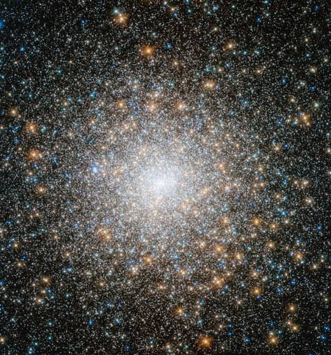 Globular Cluster M15 from Hubble