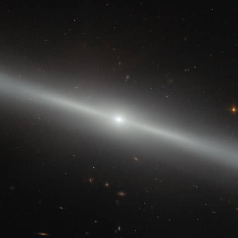 NGC 4762: A Galaxy on the Edge