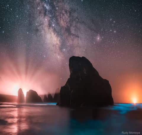 Sea and Sky Glows over the Oregon Coast