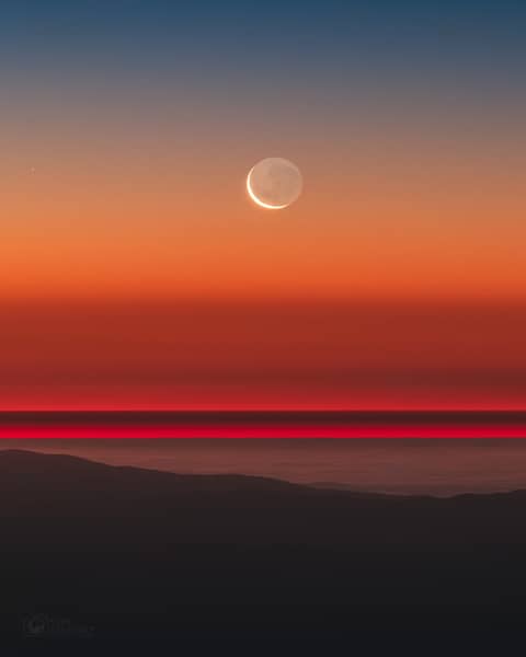 Old Moon in the New Moon's Arms
