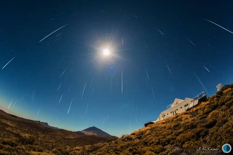 Full Moon Geminids