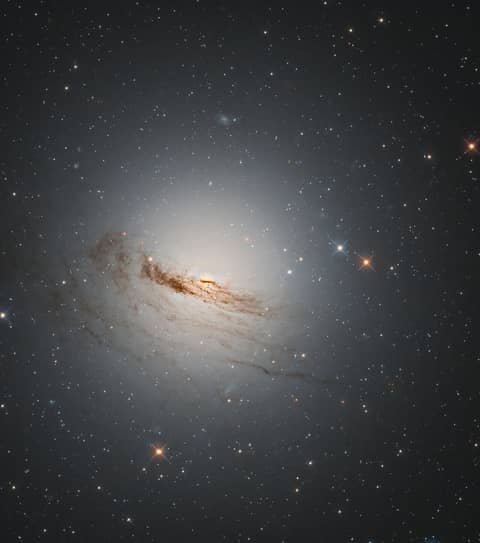 Threads of NGC 1947
