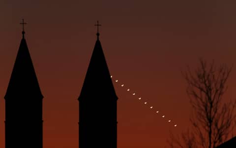 The Last Days of Venus as the Evening Star