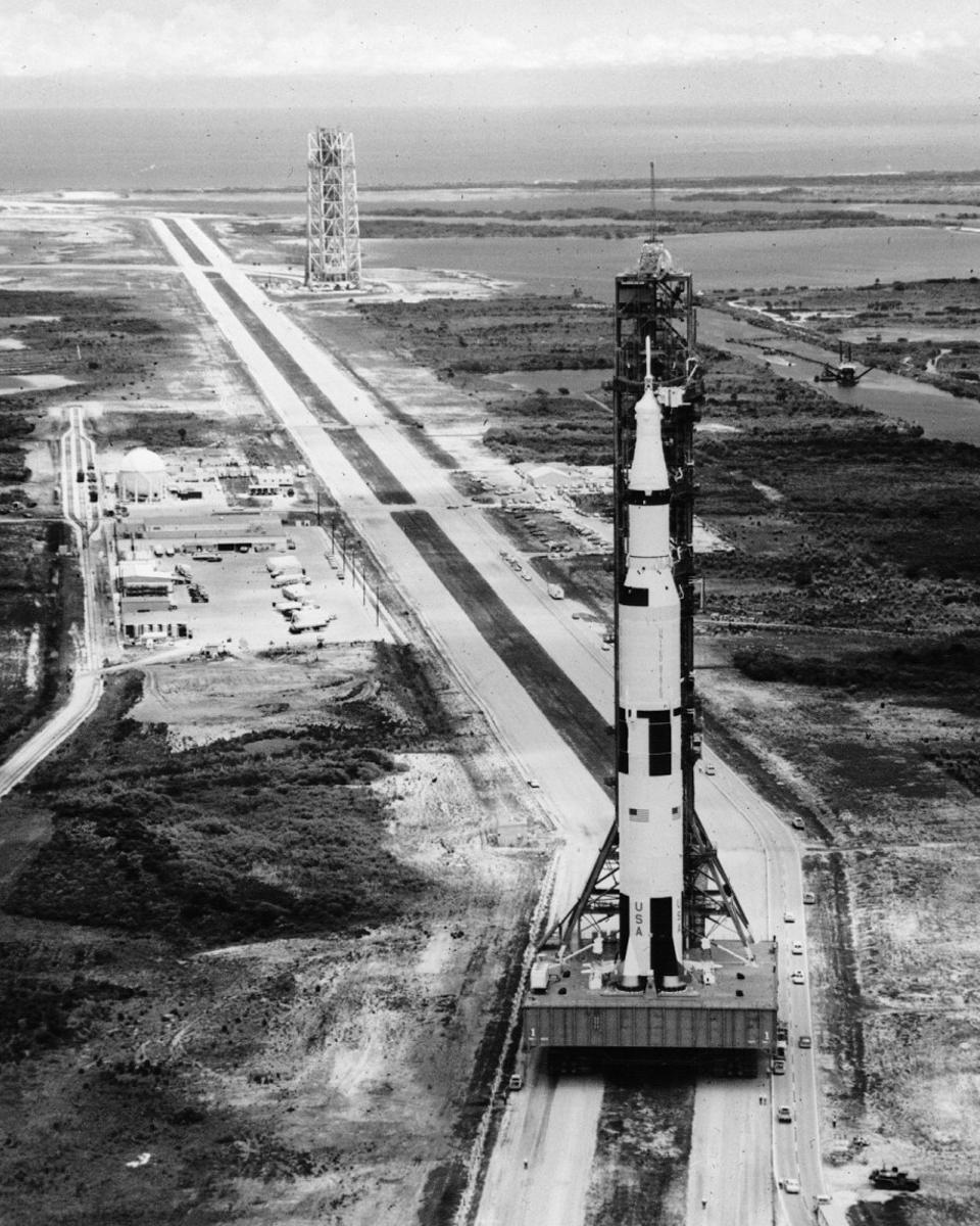 Moon Rocket
