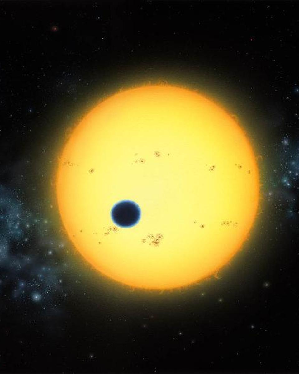 In the Shade of a Historic Planet