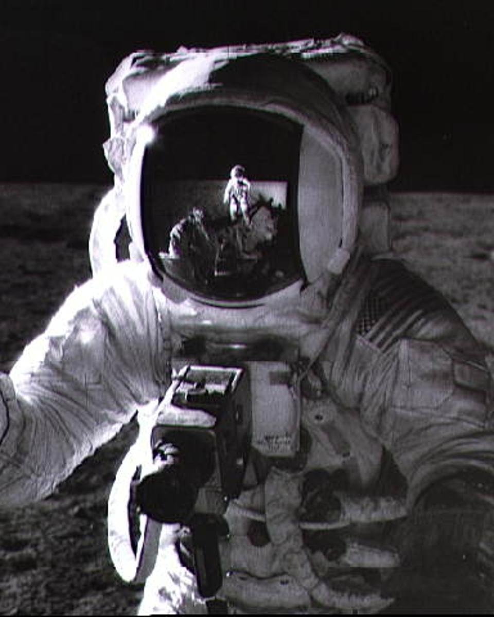 Apollo 12: Self-Portrait