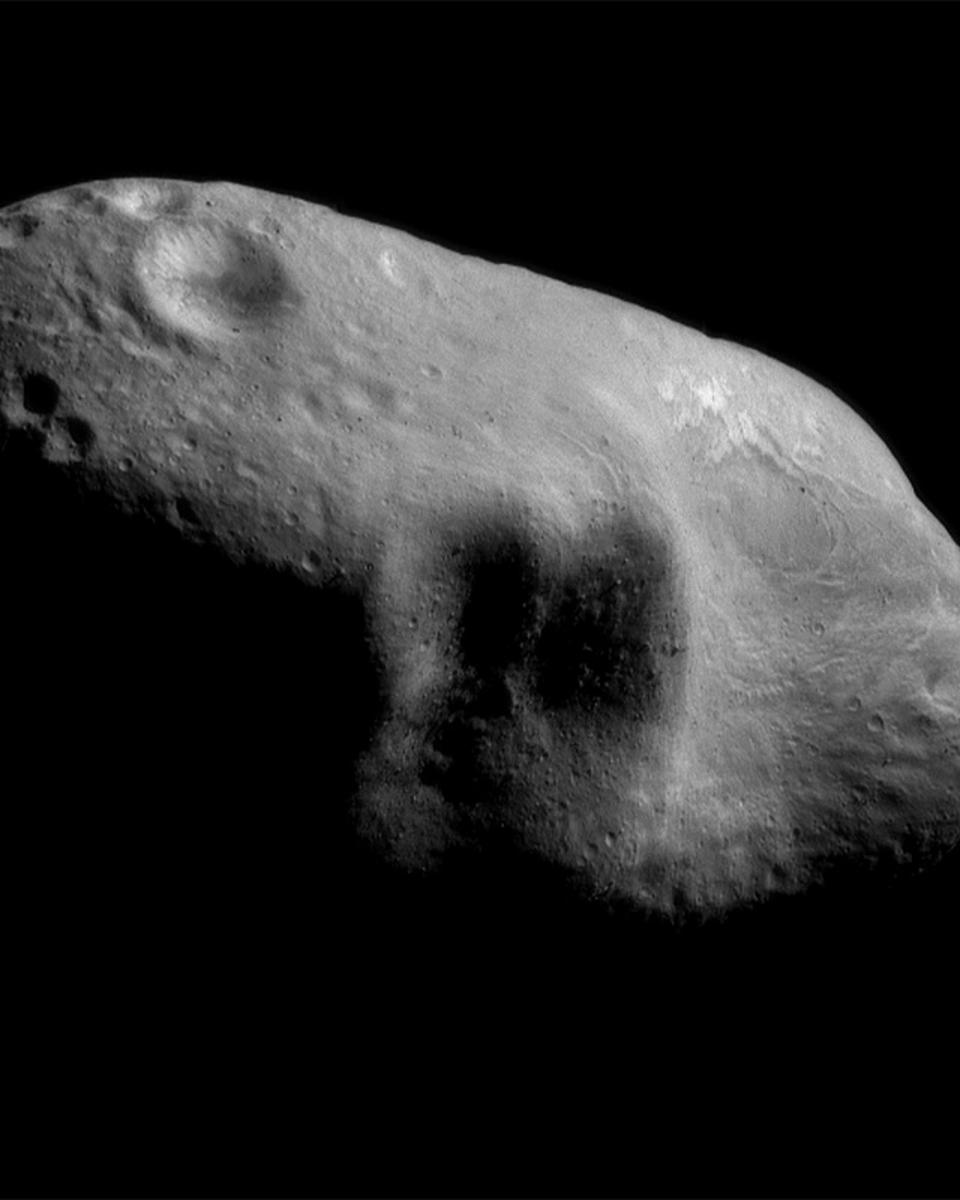 Near-Shoemaker Views Eros