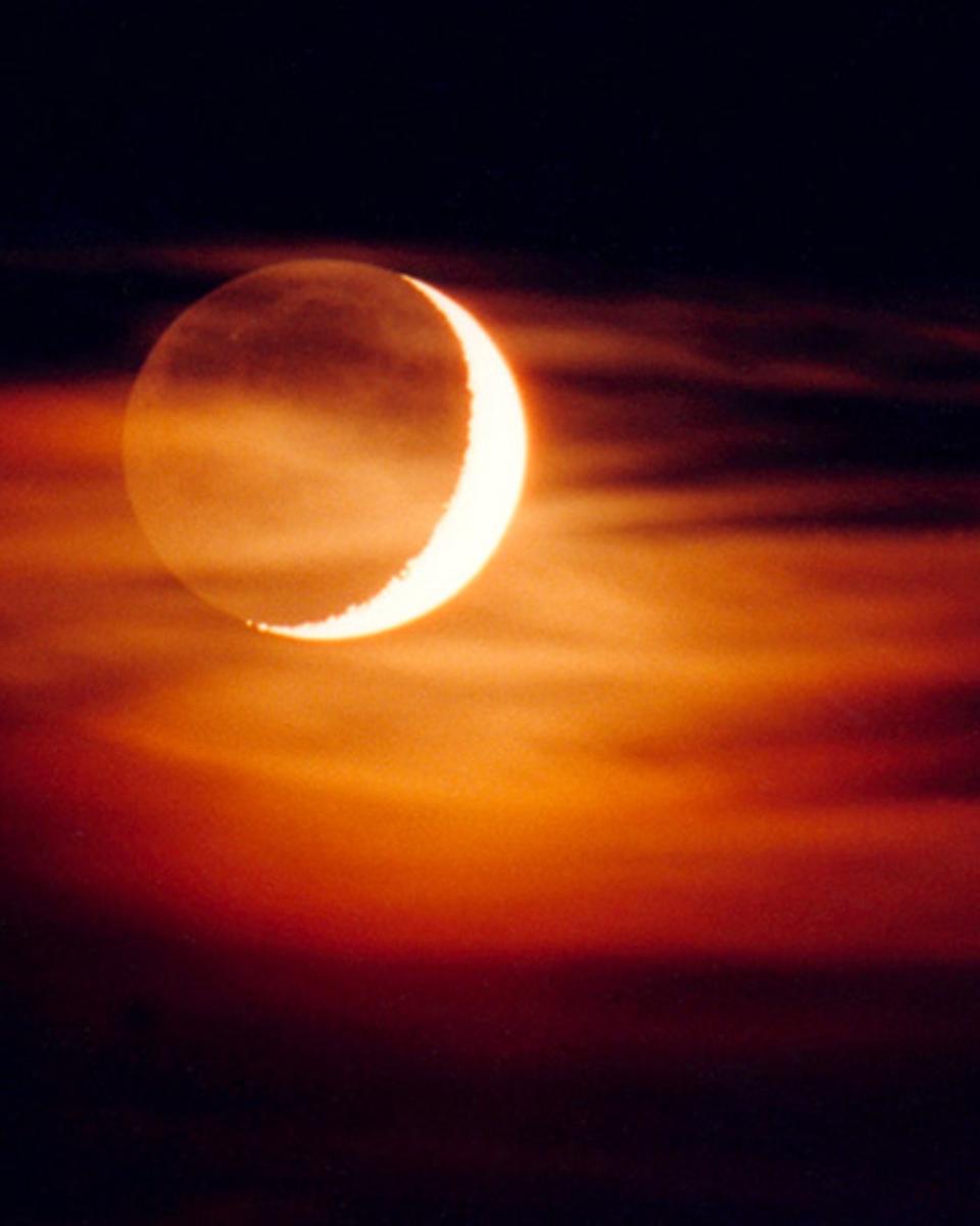 The Old Moon in the New Moon's Arms