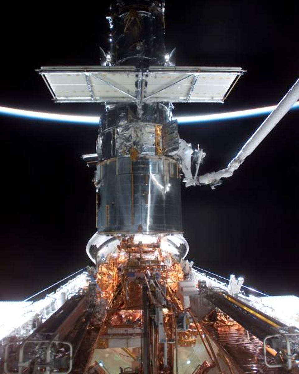 SM3B: Mission to Hubble