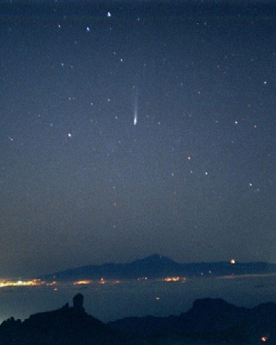 Comet Ikeya-Zhang Over Tenerife
