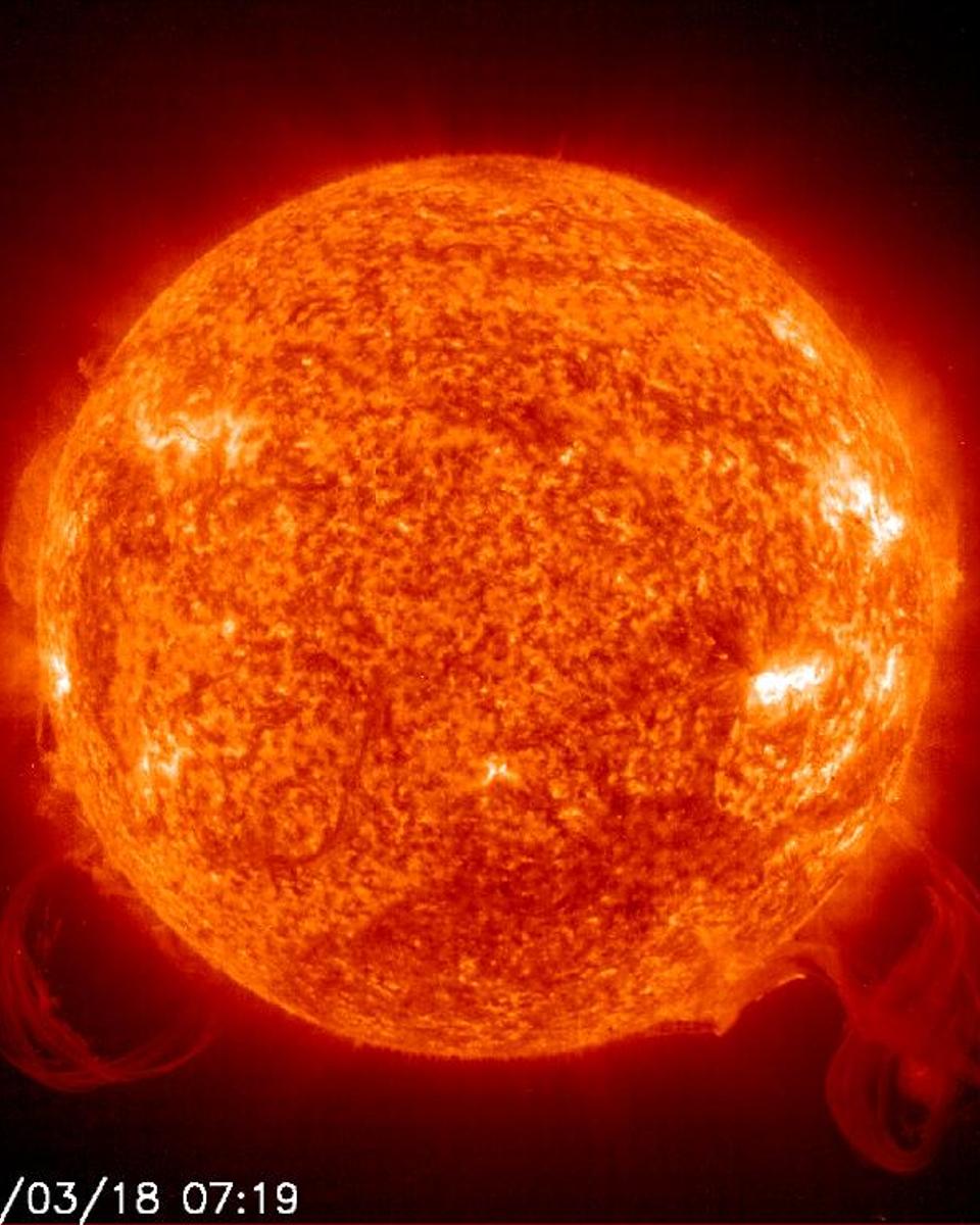 Double Eruptive Prominences
