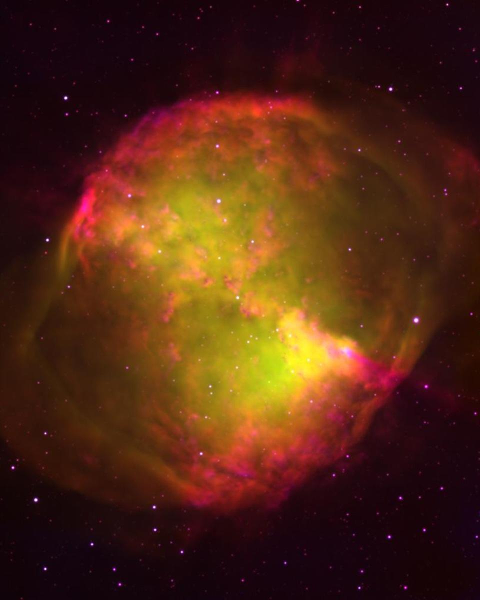 The Dumbbell Nebula in Hydrogen and Oxygen