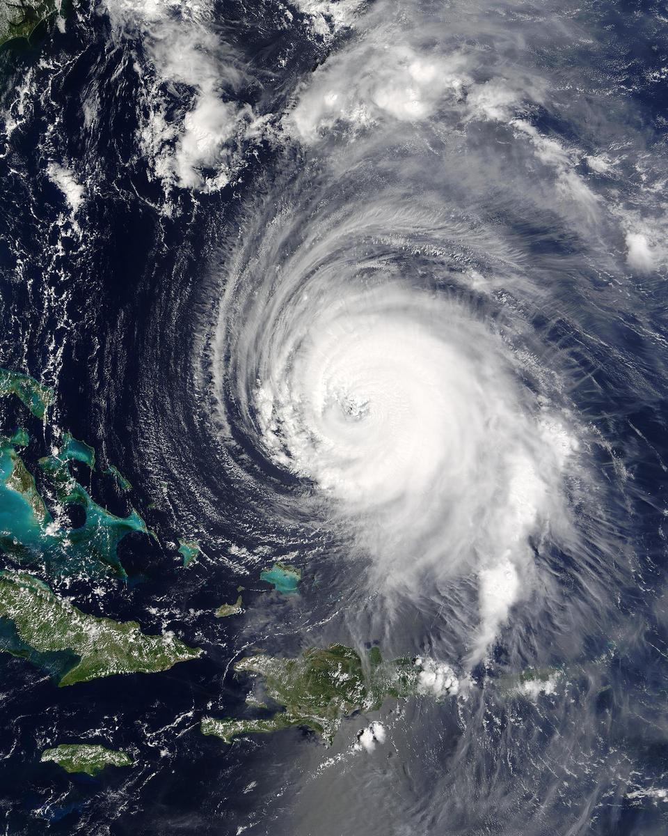 Hurricane Isabel Approaches
