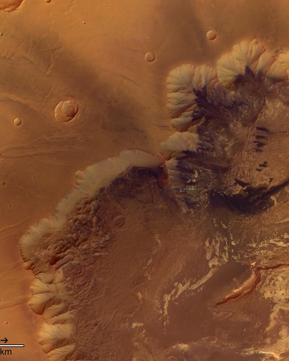 Melas Chasma
