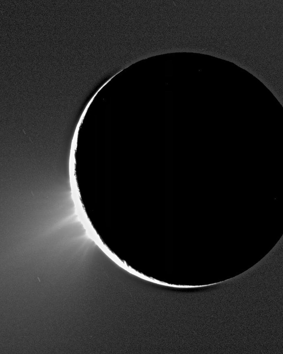 Fountains Discovered on Saturn's Enceladus