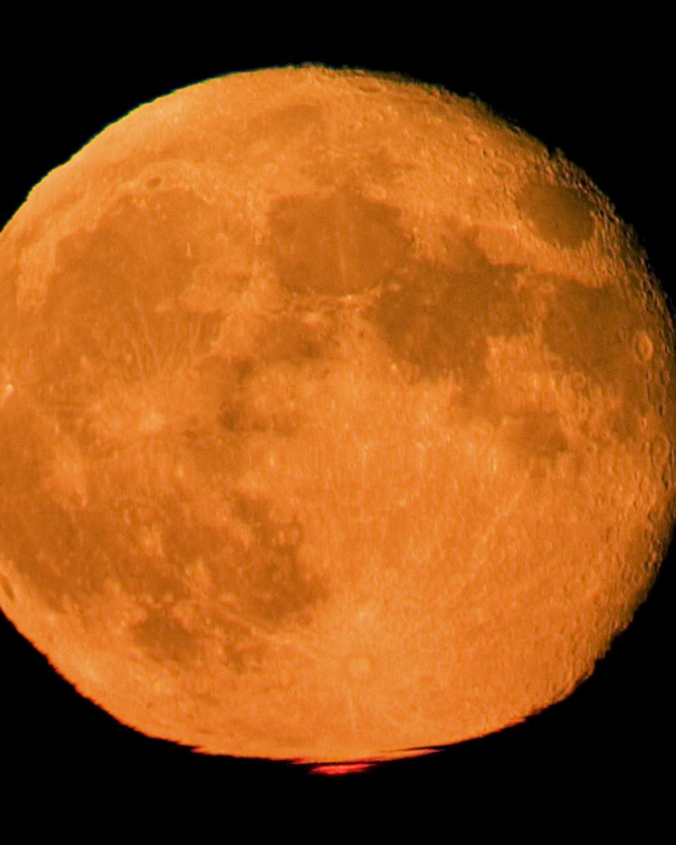 Orange Moon, Red Flash