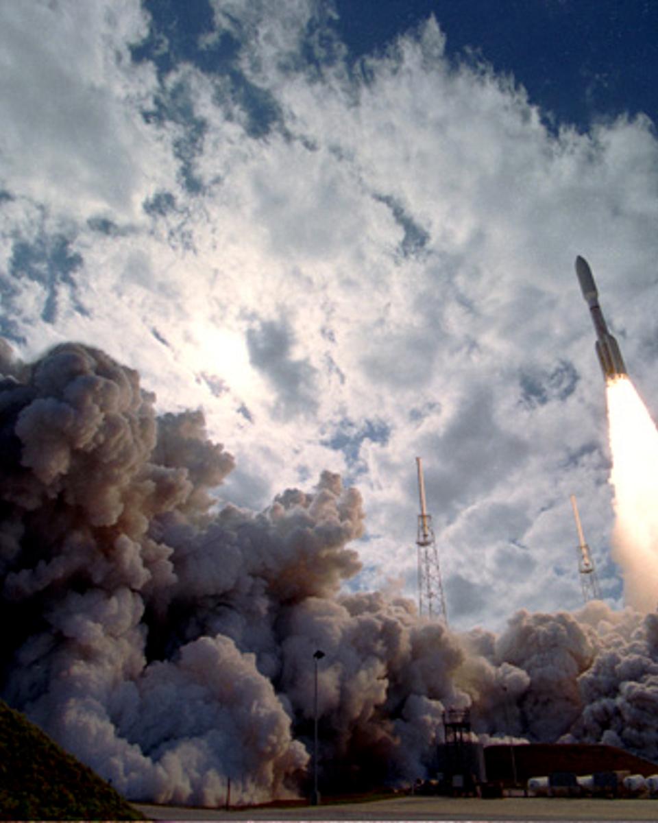 New Horizons Launches to Pluto