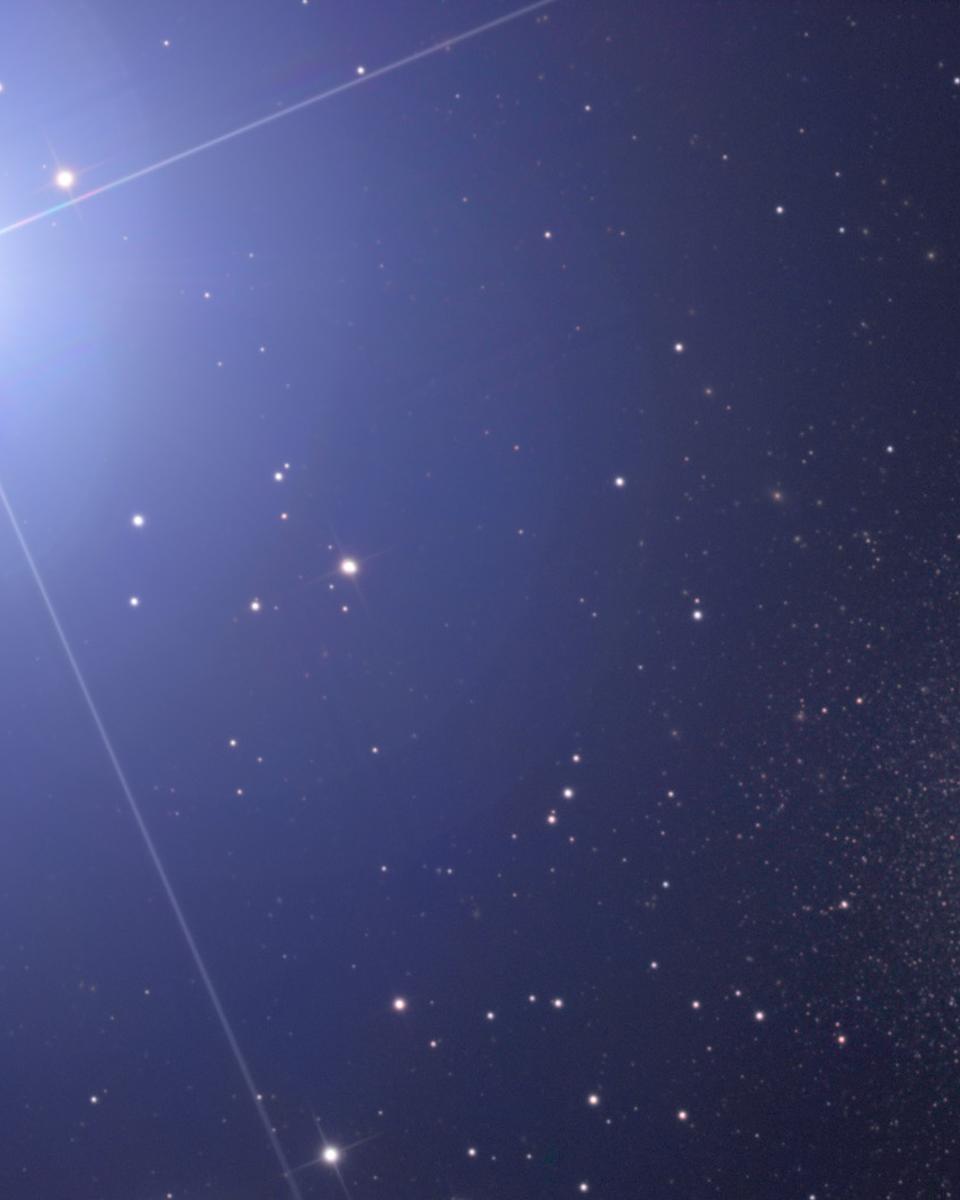 Bright Star Regulus near the Leo 1 Dwarf Galaxy