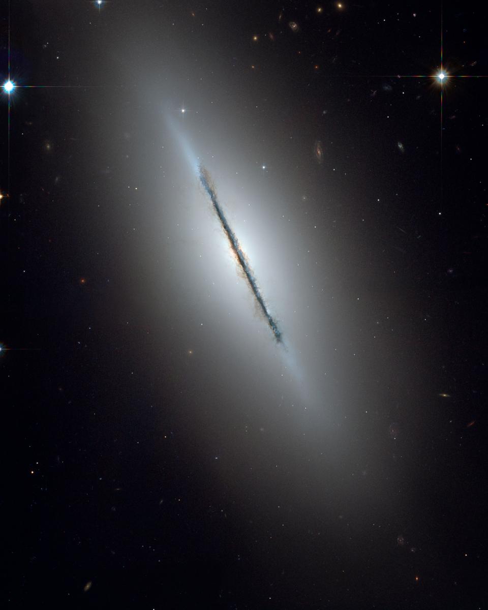 Edge-On Galaxy NGC 5866