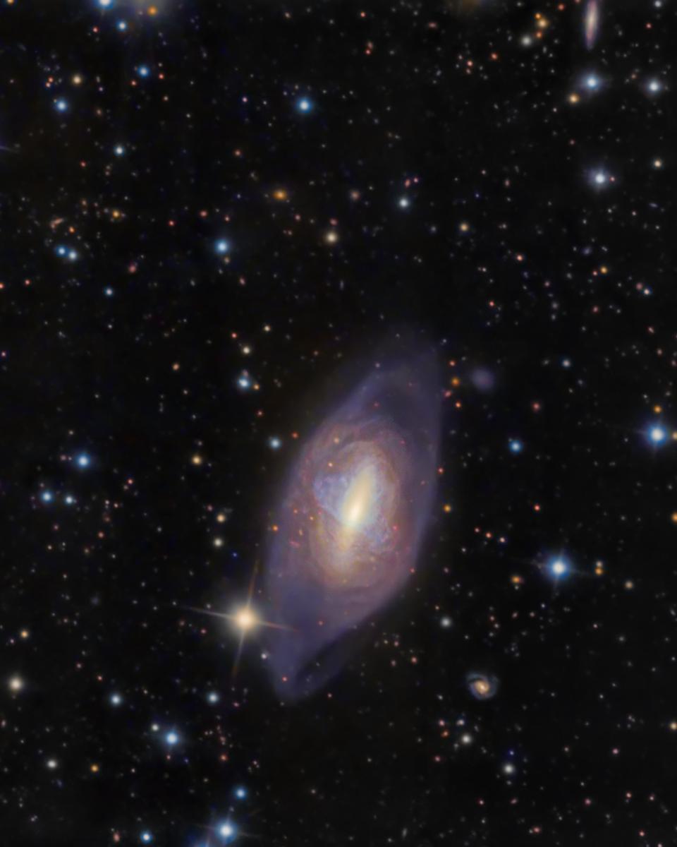 Polar Ring Galaxy NGC 2685