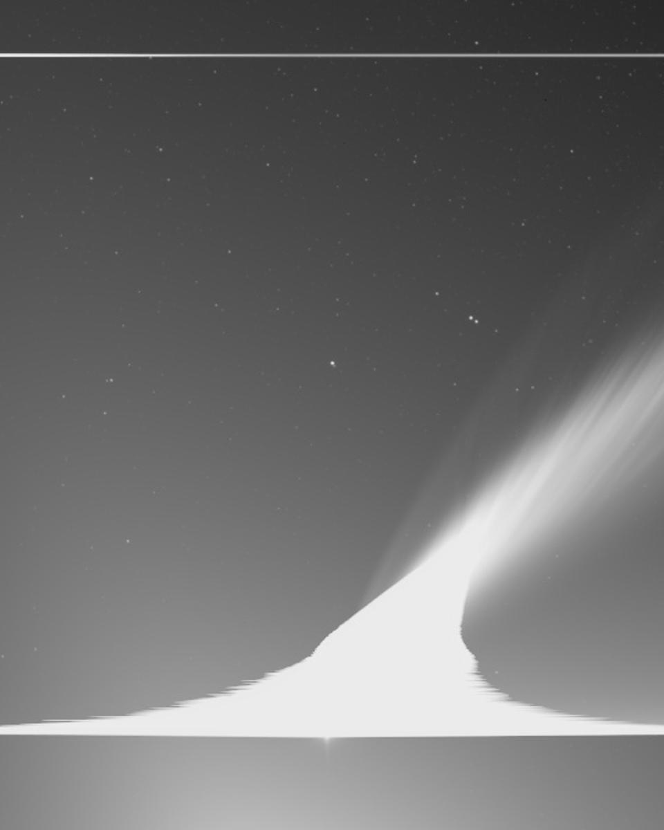 The Iron Tail of Comet McNaught