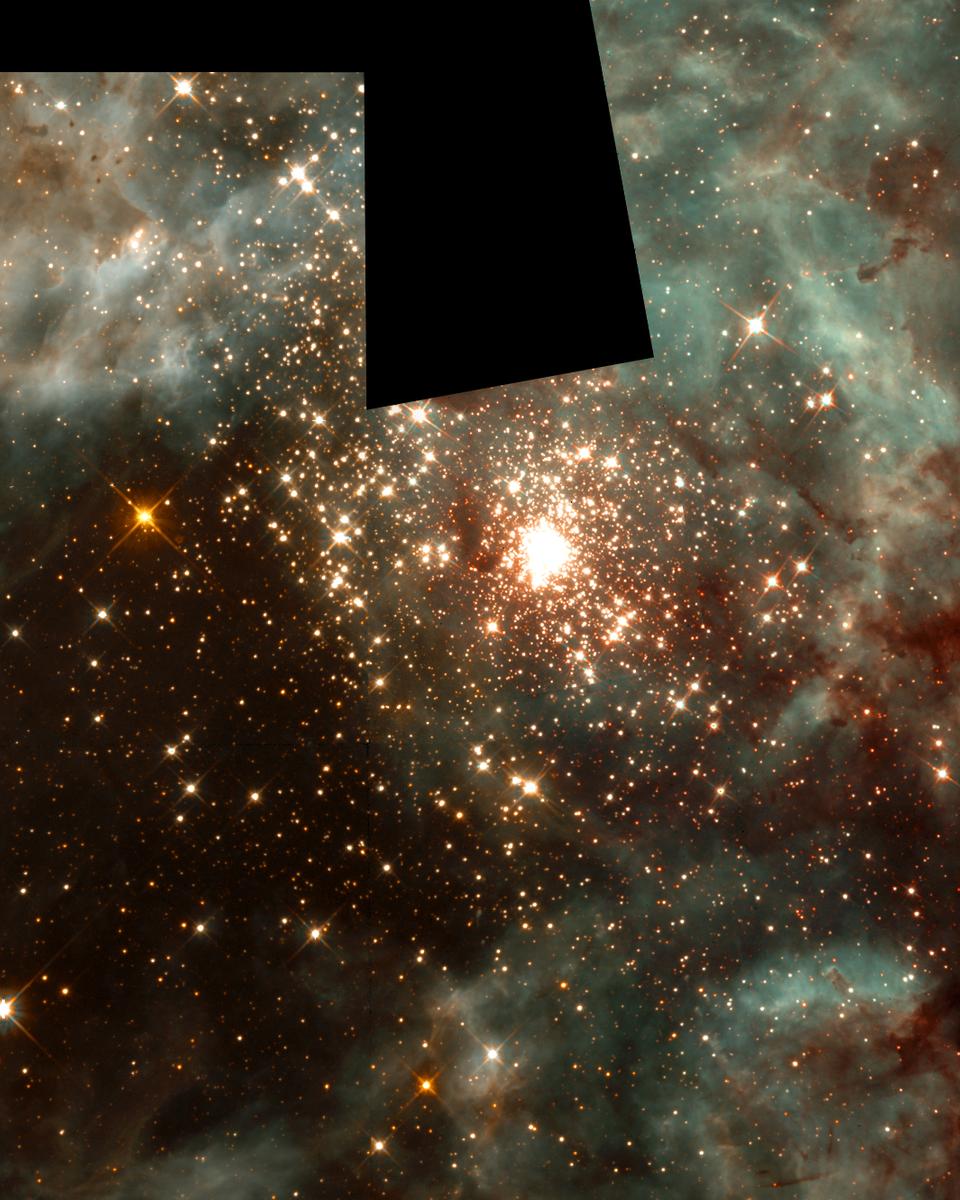 Star Cluster R136 Bursts Out
