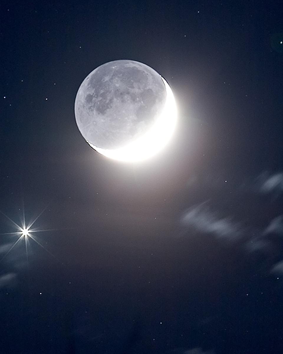 Venus Near the Moon