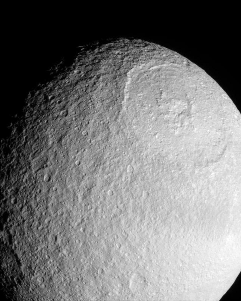 The Great Basin on Saturn's Tethys