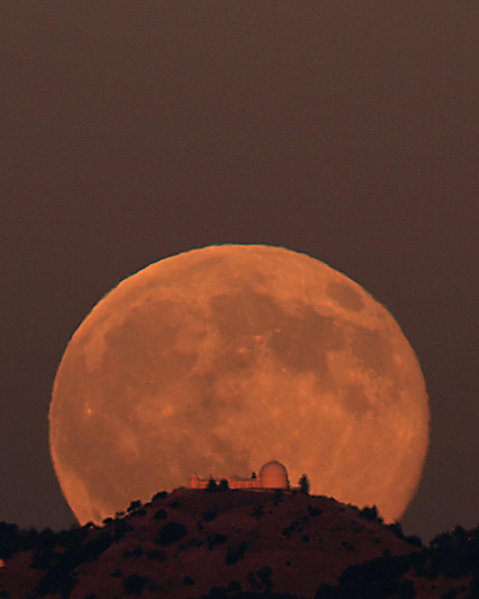 Lick Observatory Moonrise