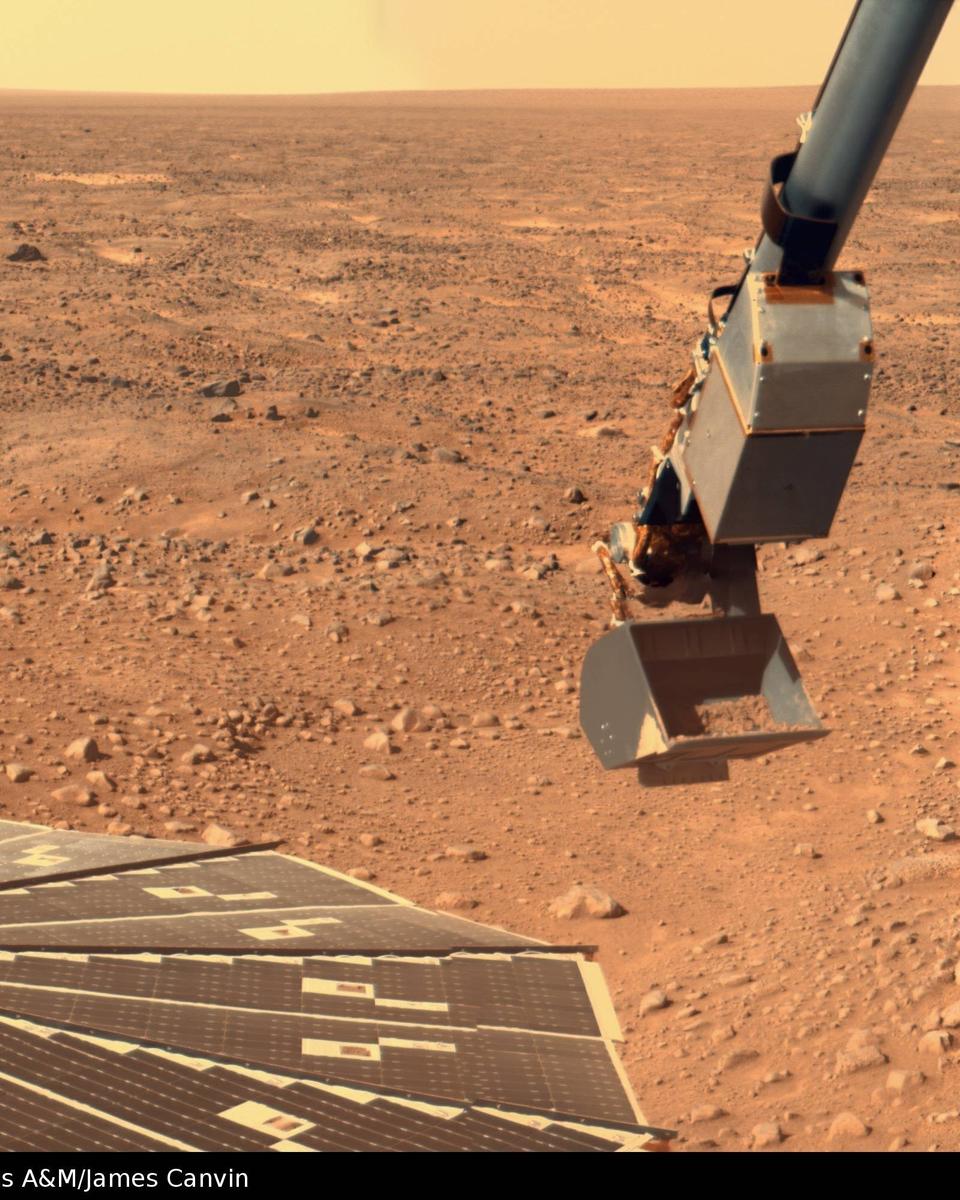 Phoenix Digs for Clues on Mars