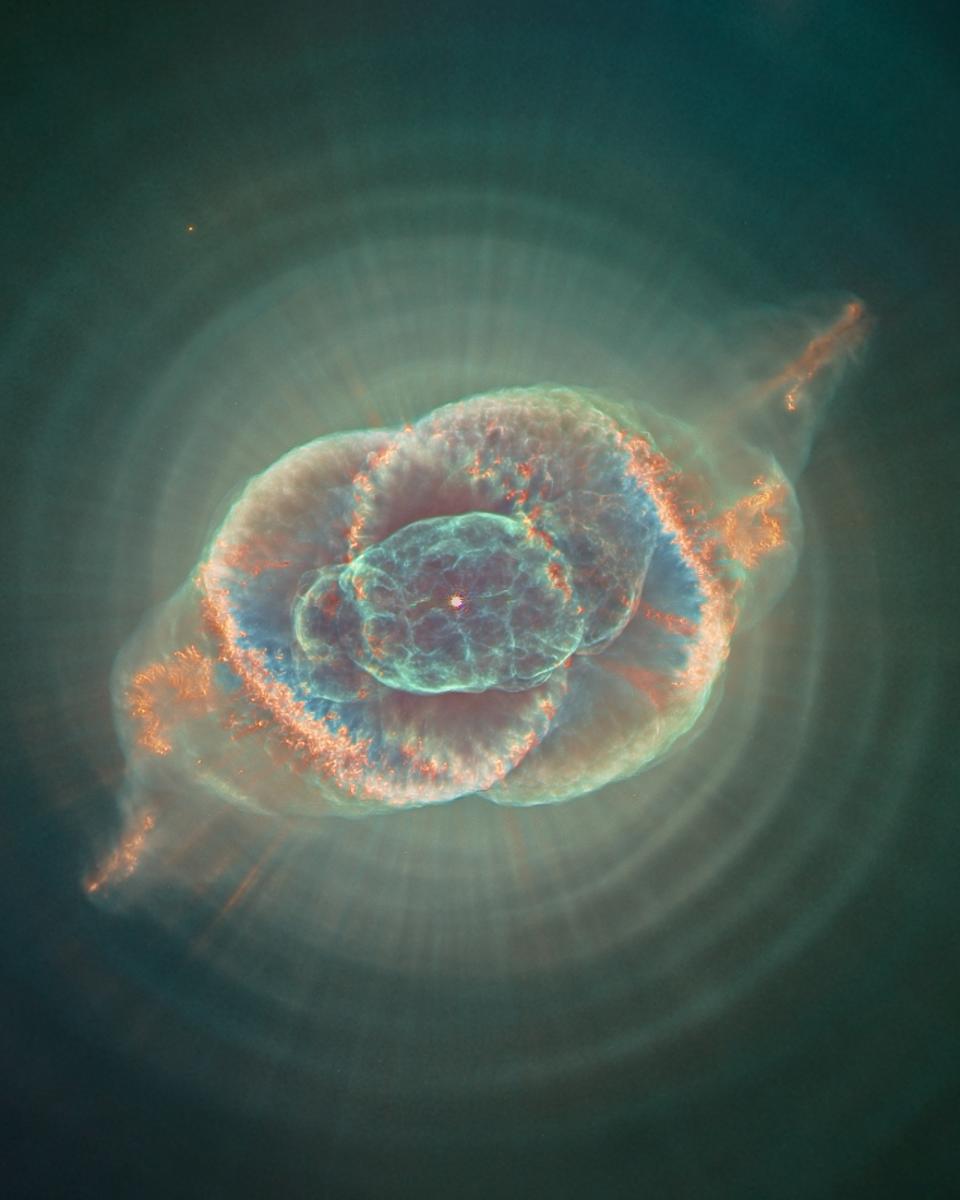 Cat's Eye Hubble Remix