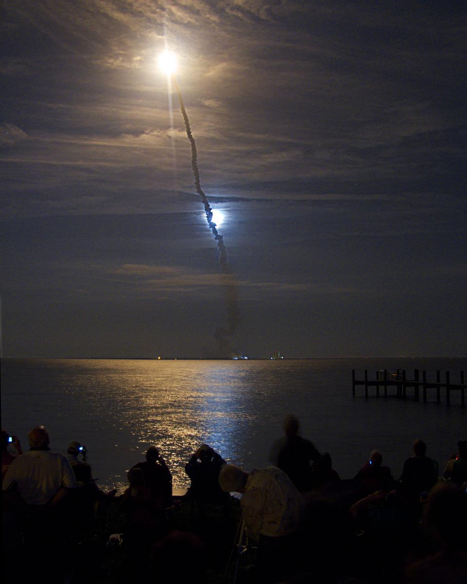 Endeavour in the Moon