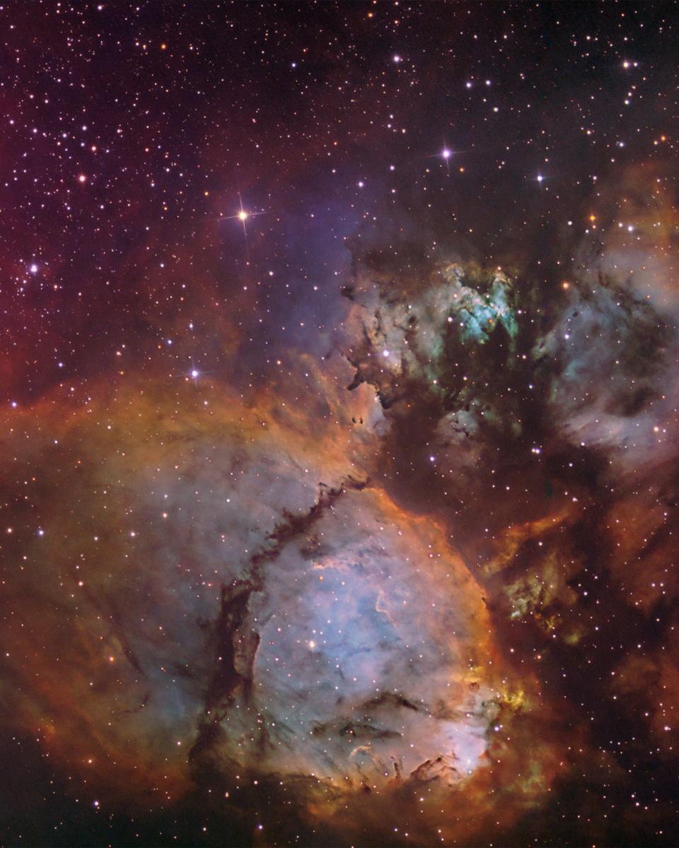 The Colors of IC 1795